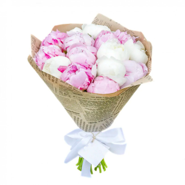 Букет цветов "Бело-розовые пионы"